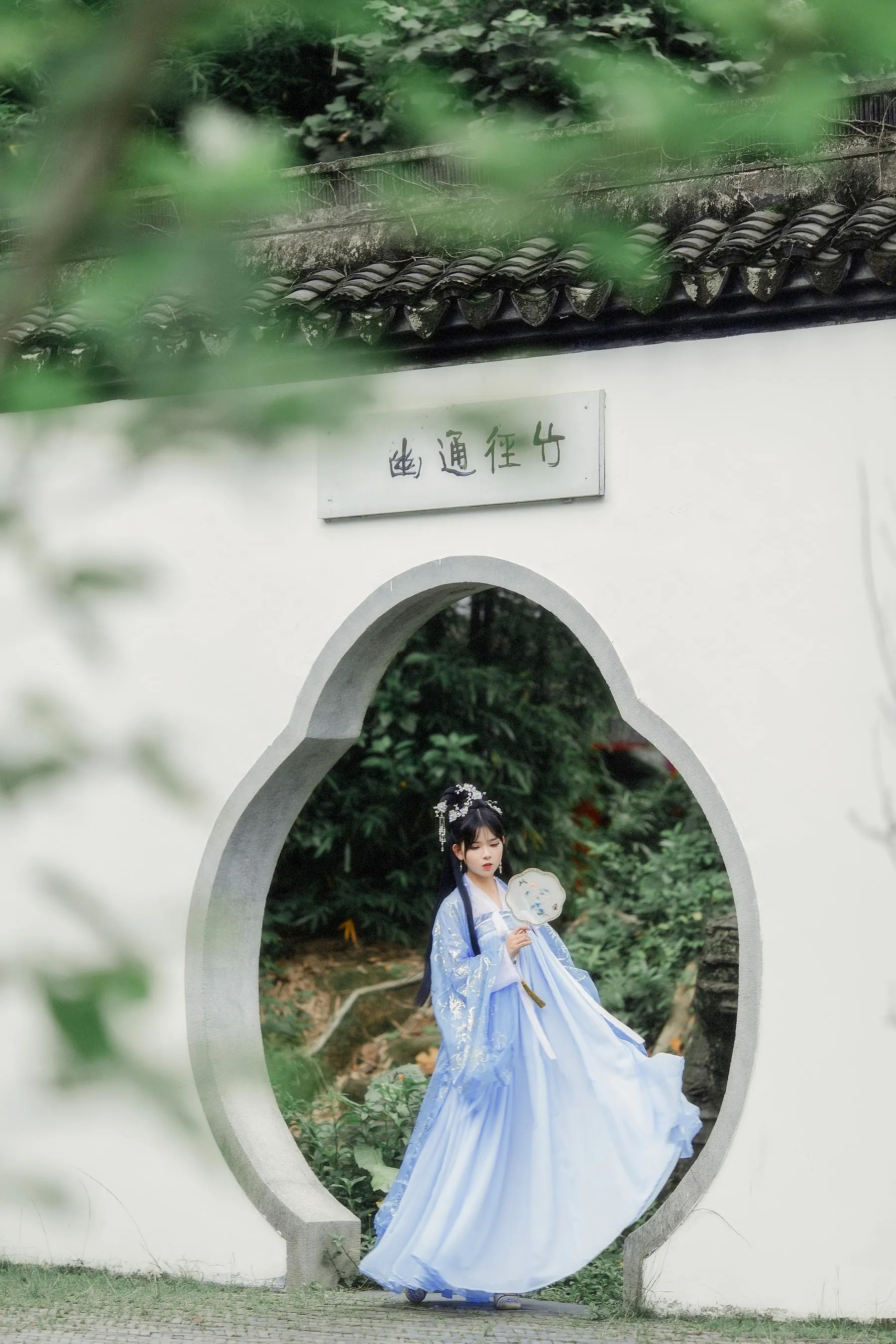 [YITUYU艺图语]2021.09.04 送桃 悠然 [26P]插图4
